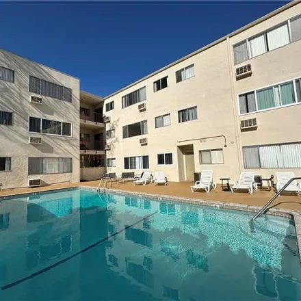 Rent this 1 bed apartment on 7345 Hollywood Boulevard in Los Angeles, CA 90046