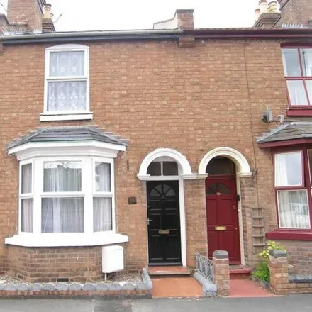 Rent this 2 bed townhouse on Leam Street in Royal Leamington Spa, CV31 1DX