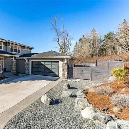 Buy this 6 bed house on South 34th Street in Bellingham, WA 98225
