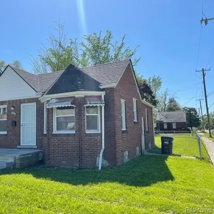 Rent this 3 bed house on 16019 Diversey Avenue in Detroit, MI 48228
