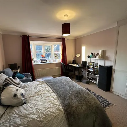 Image 2 - 19 Well Oak Park, Exeter, EX2 5BB, United Kingdom - House for rent