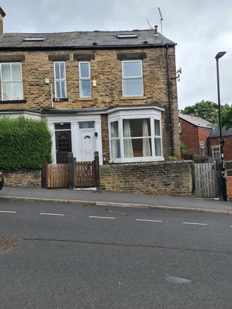 Rent this 6 bed townhouse on 42-46 Conduit Road in Sheffield, S10 1EW