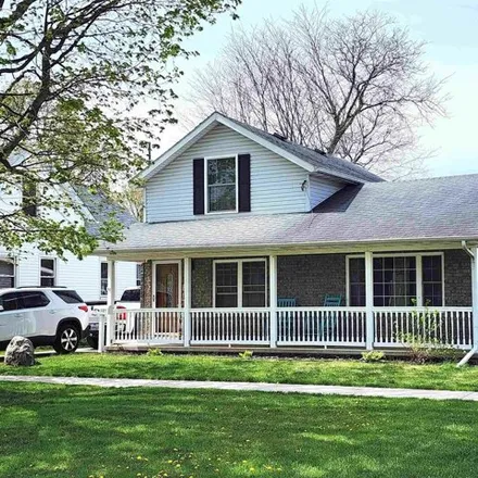 Buy this 3 bed house on Southwest Elementary School in Maplewood Lane, Geneseo