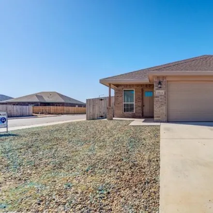 Buy this 6 bed house on North Englewood in Lubbock, TX 79416