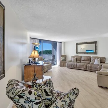 Image 3 - South Seas Tower 3, Seaview Court, Marco Island, FL 33937, USA - Condo for sale