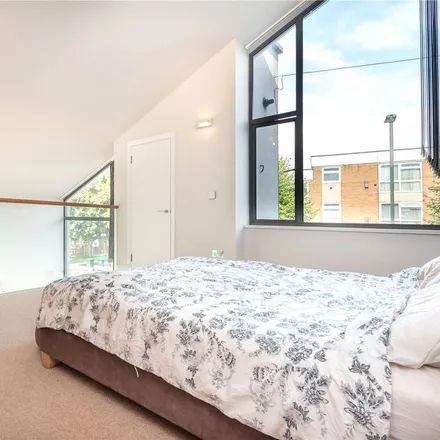 Image 6 - 35 Stanford Road, London, N11 3HY, United Kingdom - Duplex for rent