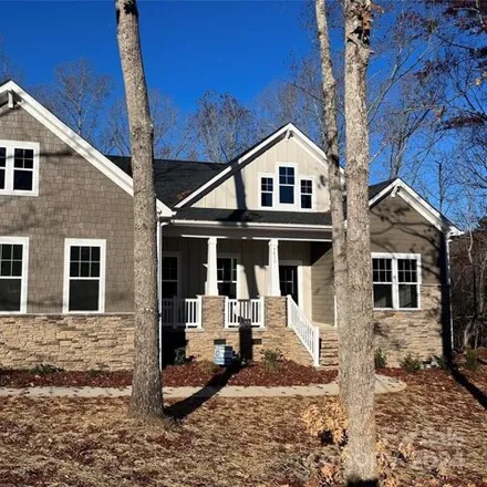 Buy this 3 bed house on Kings Pinnacle Drive in Gaston County, NC