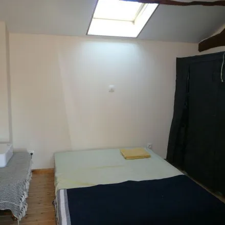 Rent this 3 bed apartment on 6 Rue de sainte-cécile in 85110 Saint-Vincent-Sterlanges, France