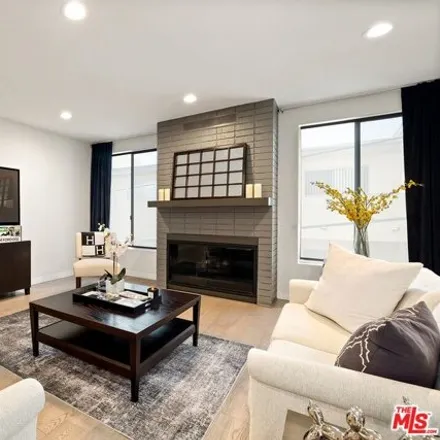 Image 6 - Cosmopolitan On Kings, 1203 North Kings Road, West Hollywood, CA 90069, USA - Condo for sale