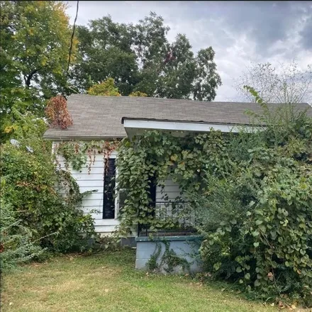 Rent this 3 bed house on 324 Kentucky Avenue in Fremont, OH 43420