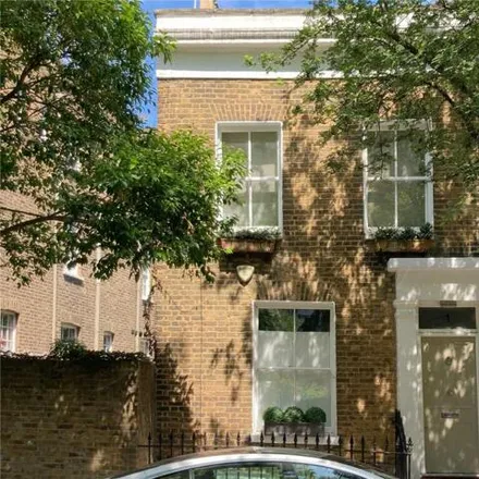 Image 1 - 7 Coombs Street, London, N1 8EZ, United Kingdom - Townhouse for sale