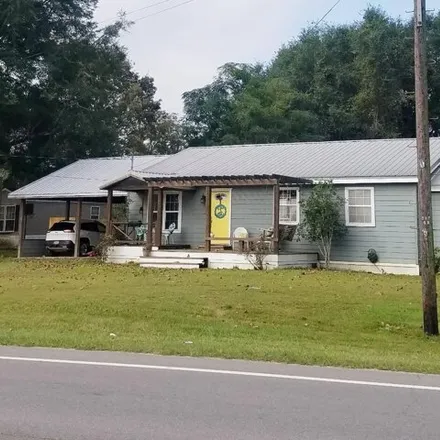 Buy this 3 bed house on 22275 US Highway 331 North in Laurel Hill, Walton County