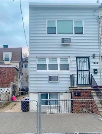 Buy this 3 bed house on 1453 Shore Drive in New York, NY 10465