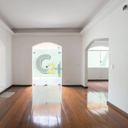 Rent this 3 bed house on Rua Veríssimo Glória in Sumaré, São Paulo - SP