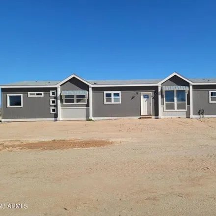 Buy this studio apartment on Earl Drive in Maricopa County, AZ 85354