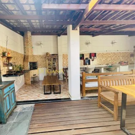 Buy this 3 bed house on Rua Helena Rocha de Carvalho in Regional Centro, Betim - MG