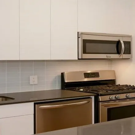 Rent this 3 bed apartment on 45 Wall Street in New York, NY 10005