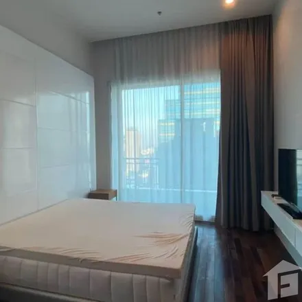 Rent this 3 bed apartment on 60 in Phetchaburi Road, Ratchathewi District