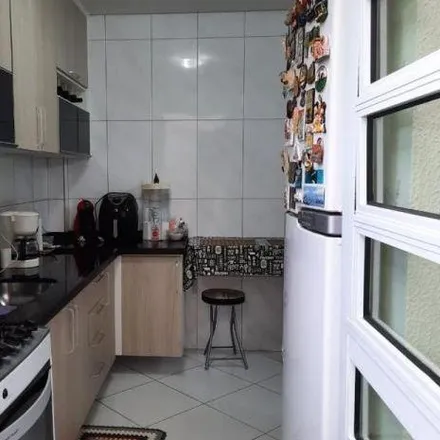 Buy this 2 bed apartment on Rua Cambises in Jardim Santo Antônio, Santo André - SP