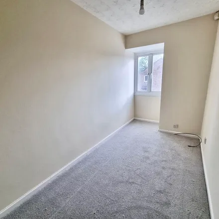 Image 4 - Pebble Court, Marchwood, SO40 4SS, United Kingdom - Apartment for rent