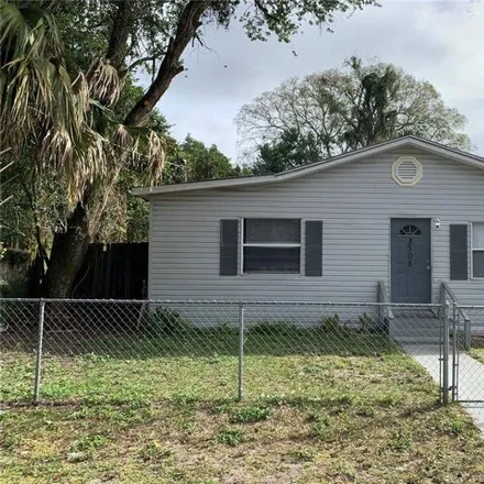 Buy this 3 bed house on 8323 North Brooks Street in Tampa, FL 33604