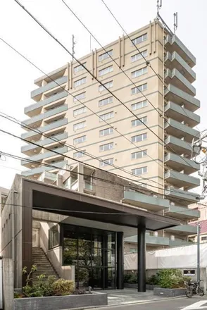 Rent this studio apartment on ＹＡＫＩＴＯＲＩ　燃 in フランス坂, Azabu