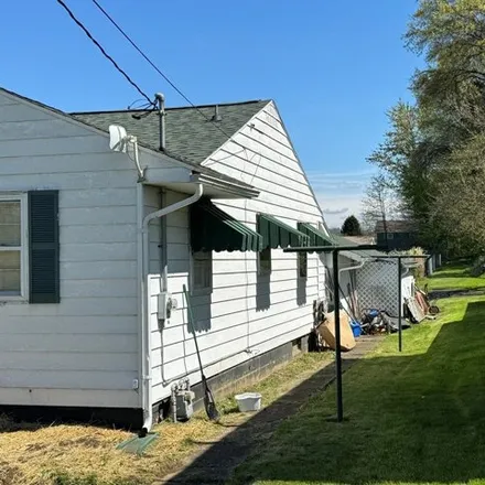 Image 3 - Mater Dolorosa Catholic Church, 302 East Main Street, Paden City, WV 26159, USA - House for sale