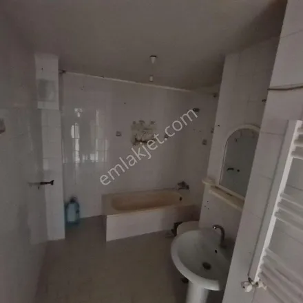 Rent this 3 bed apartment on Şehit Mustafa Yeşil Caddesi in 34250 Gaziosmanpaşa, Turkey