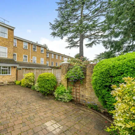Buy this 5 bed townhouse on Belle Vue Close in Staines-upon-Thames, TW18 2HY
