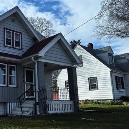 Image 1 - 4437, 4437A South Quincy Avenue, Milwaukee, WI 53207, USA - House for sale