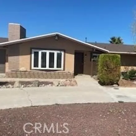 Rent this 3 bed house on 13464 Kiowa Road in Apple Valley, CA 92308