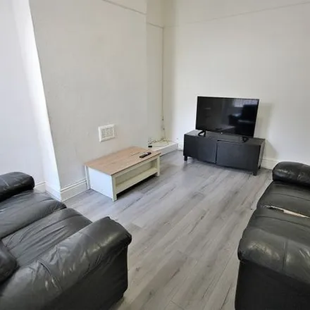 Rent this 4 bed apartment on 70 Leopold Road in Liverpool, L7 8SR