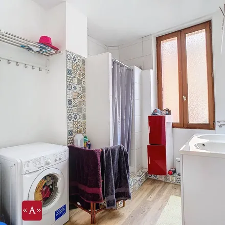 Rent this 2 bed apartment on Maison de la Jeunesse et de la Culture in Rue Jean Baptiste Picard, 81370 Saint-Sulpice-la-Pointe