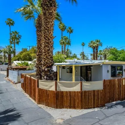 Image 1 - 2 Saturn Street, Palm Springs, CA 92264, USA - Apartment for sale