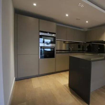 Buy this 2 bed apartment on unnamed road in London, W6 9AN