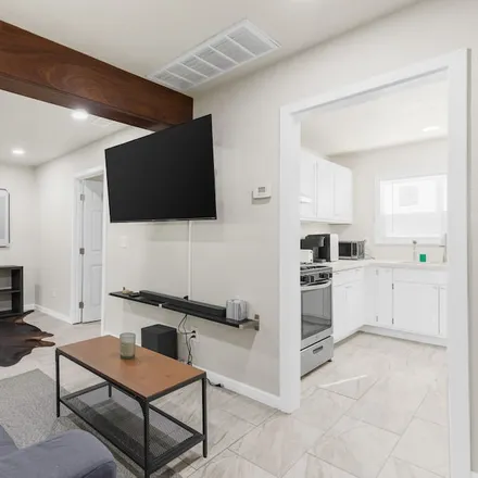 Image 1 - Compton, CA - Apartment for rent