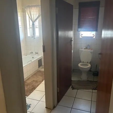 Image 3 - unnamed road, Garsfontein, Gauteng, 0043, South Africa - Apartment for rent