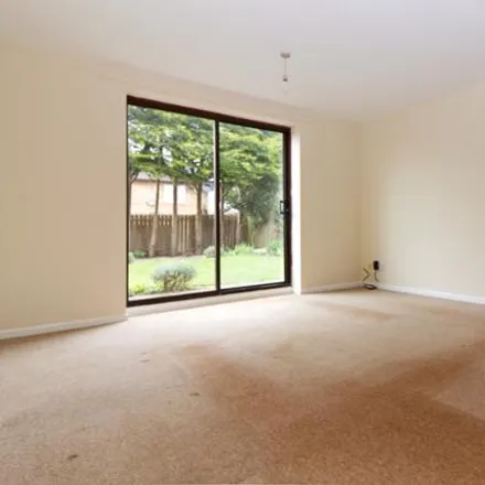 Image 3 - Brearley Avenue, Milton Keynes, MK6 2UF, United Kingdom - Duplex for rent