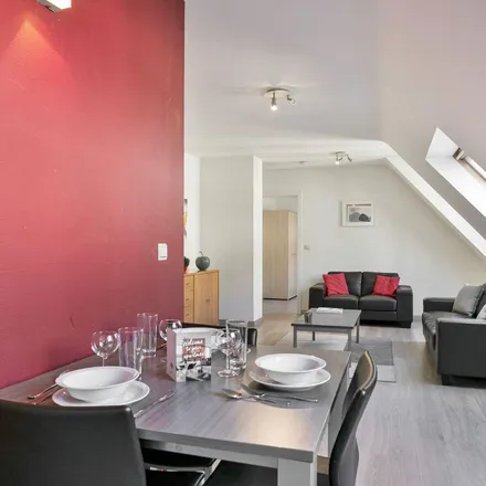 Rent this 2 bed apartment on Rue Dumonceau - Dumonceaustraat 1 in 1000 Brussels, Belgium