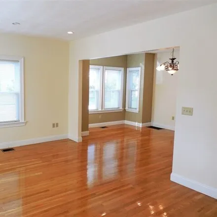 Image 3 - 700 Mount Auburn Street, Watertown, MA 20478, USA - Apartment for rent