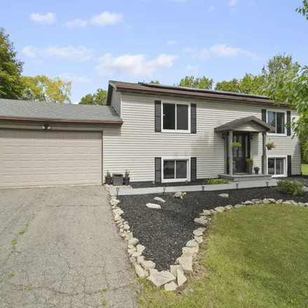 Image 4 - 4033 Tipton Woods Drive, Adrian Township, MI 49221, USA - House for sale