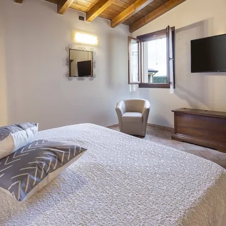 Rent this 1 bed apartment on 42019 Scandiano Reggio nell'Emilia