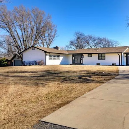 Buy this 5 bed house on 274 South Hillsdale Drive in Park East, Wichita