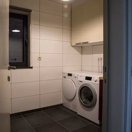 Rent this 2 bed apartment on Leopoldplein 50 in 3500 Hasselt, Belgium