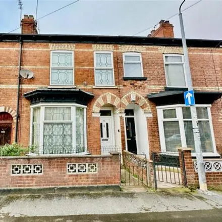 Buy this 3 bed townhouse on Belvoir Street in Hull, HU5 3QP
