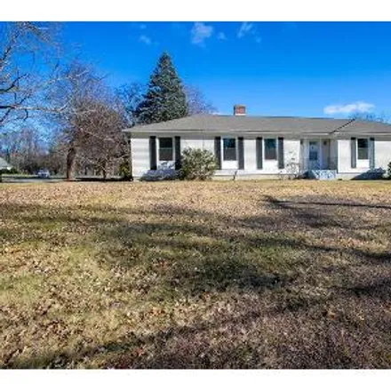 Image 1 - 183 Pearl Hill Road, Fitchburg, MA 01420, USA - House for sale