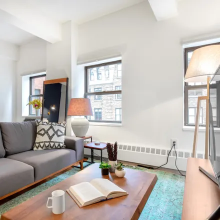Rent this studio apartment on ChargePoint in 441 9th Avenue, New York
