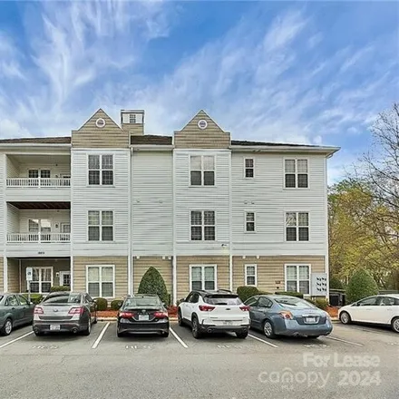 Rent this 2 bed condo on 18748 Ruffner Drive in Cornelius, NC 28031