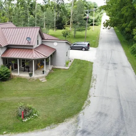 Buy this 3 bed house on 5488 South 950 West in Whitley County, IN 46787