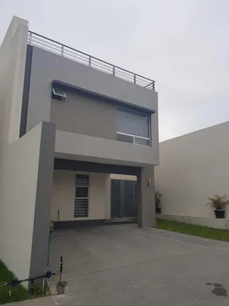 Buy this studio apartment on Colegio Cambridge de Monterrey in Cerrada de Aranjuez, Cerradas de Cumbres